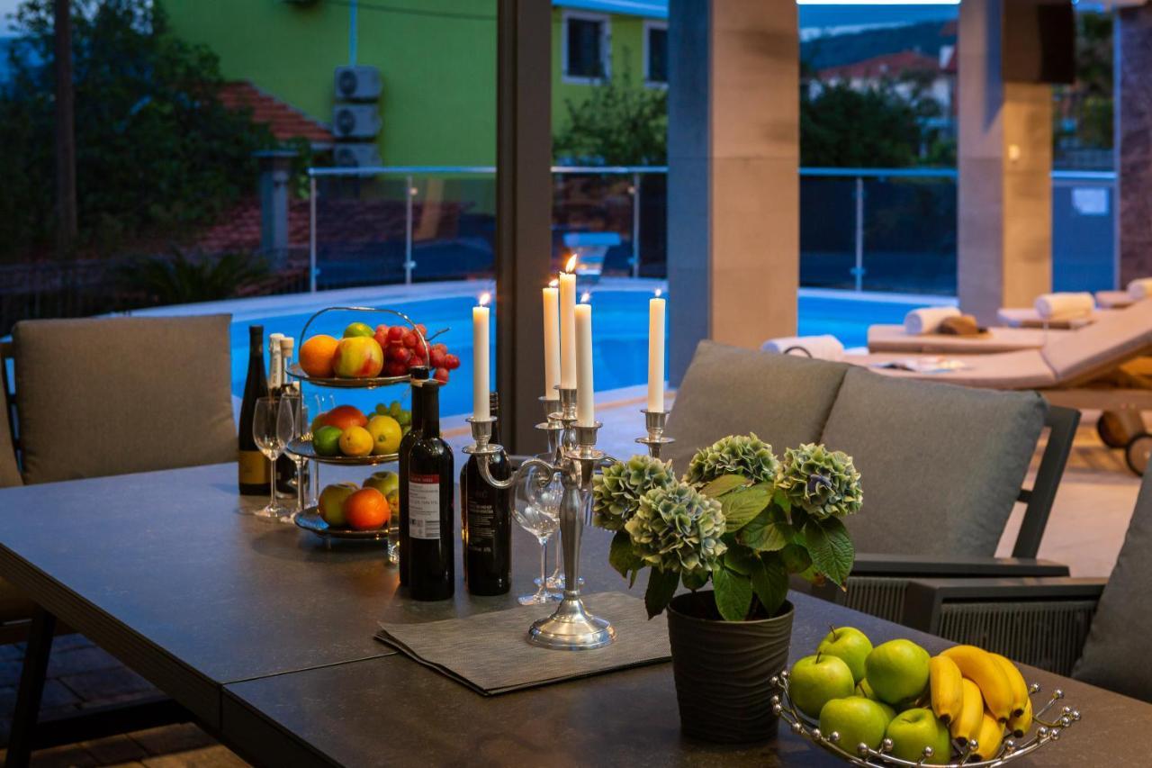 Beach Villa Valentina Трогир Экстерьер фото